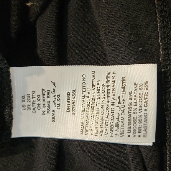 Daily Ritual Sleeveless Scoop Neck Top - Picture 5 of 5